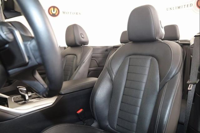 Photo of 2023 Gray Metallic BMW M440