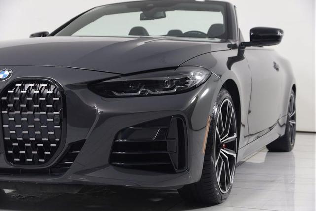 Photo of 2023 Gray Metallic BMW M440