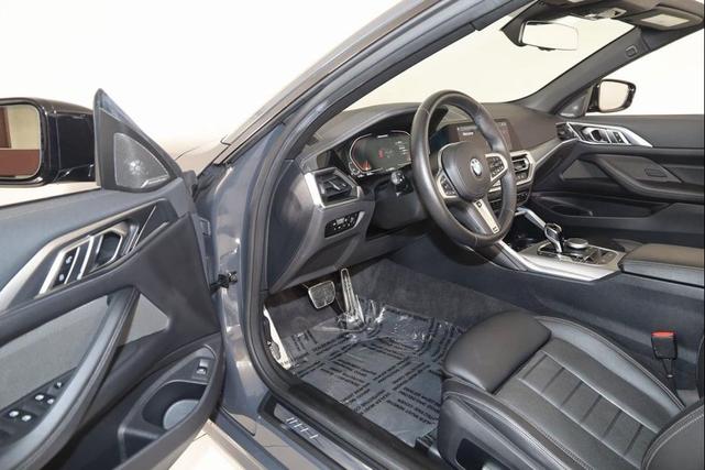 Photo of 2023 Gray Metallic BMW M440