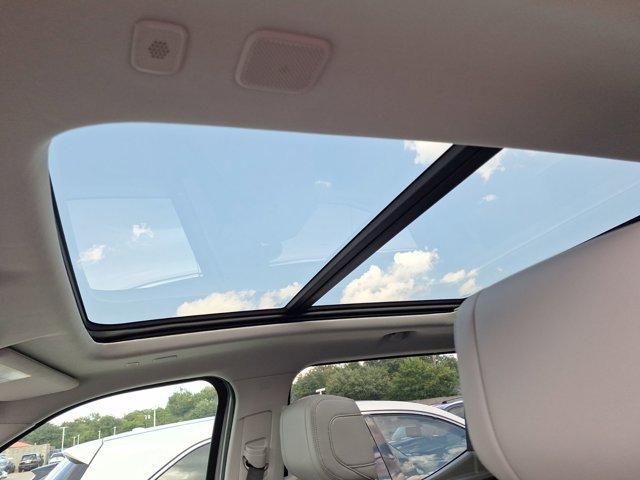 Photo of 2023 Silver Toyota Tundra