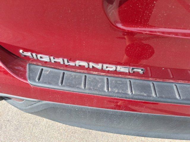 Photo of 2023 Ruby Flare Pearl Toyota Highlander
