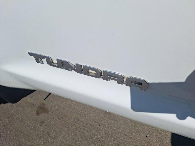 Photo of 2019 White Toyota Tundra