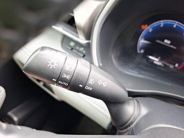 Photo of 2023 Celestial Silver Metallic Toyota Highlander