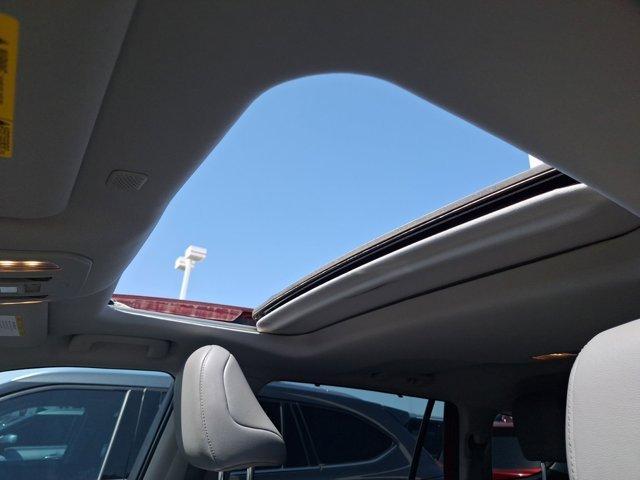 Photo of 2022 Ruby Flare Pearl Toyota Highlander Hybrid