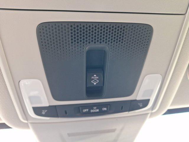 Photo of 2023 Crystal Black Pearl Honda CR-V