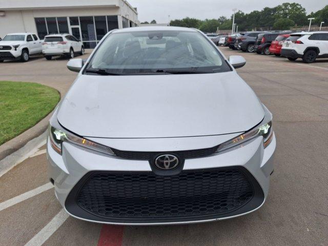Photo of 2022 Classic Silver Metallic Toyota Corolla