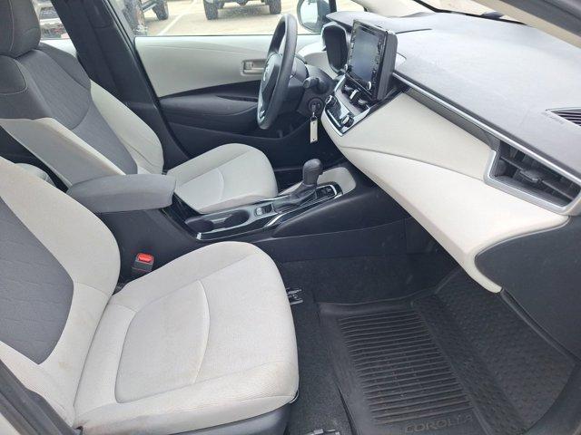 Photo of 2022 Classic Silver Metallic Toyota Corolla