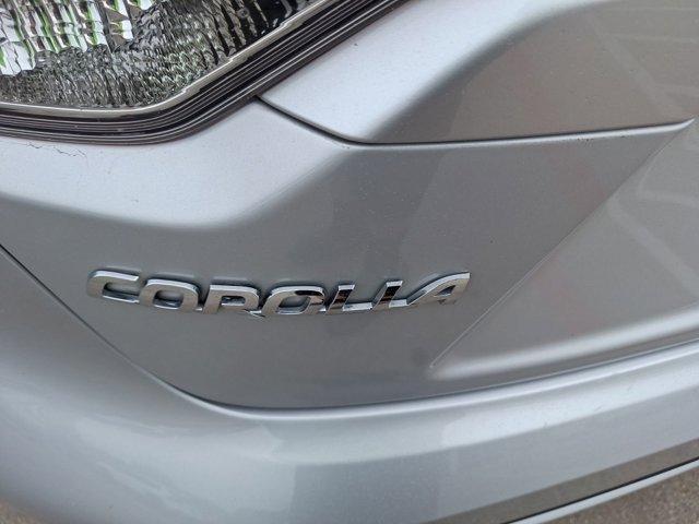 Photo of 2022 Classic Silver Metallic Toyota Corolla
