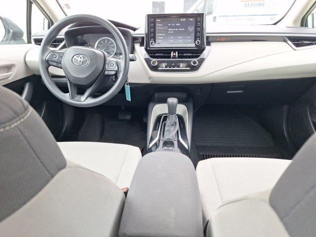 Photo of 2022 Classic Silver Metallic Toyota Corolla