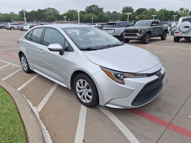 Photo of 2022 Classic Silver Metallic Toyota Corolla