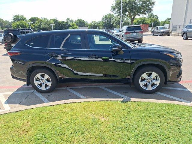 Photo of 2024 Black Toyota Highlander