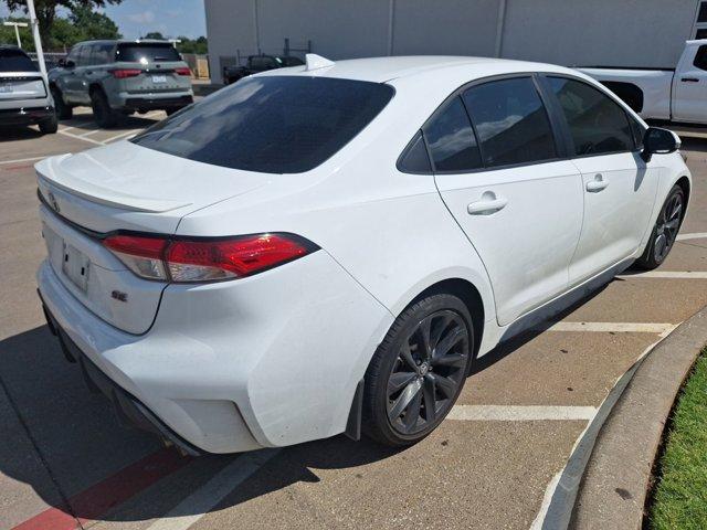 Photo of 2023 White Toyota Corolla