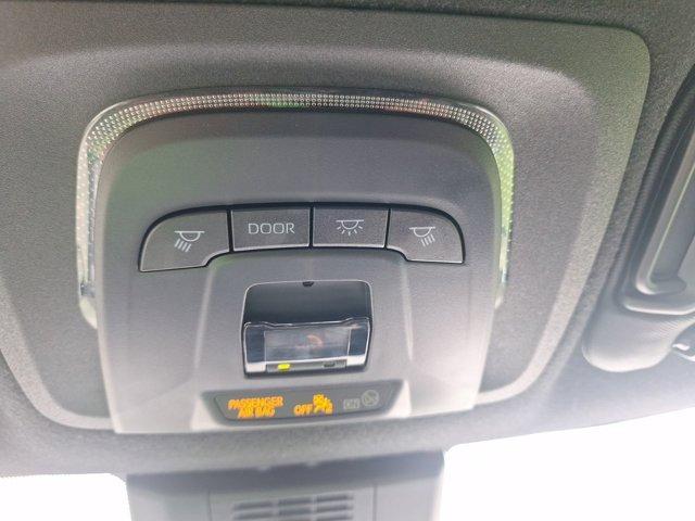 Photo of 2023 White Toyota Corolla