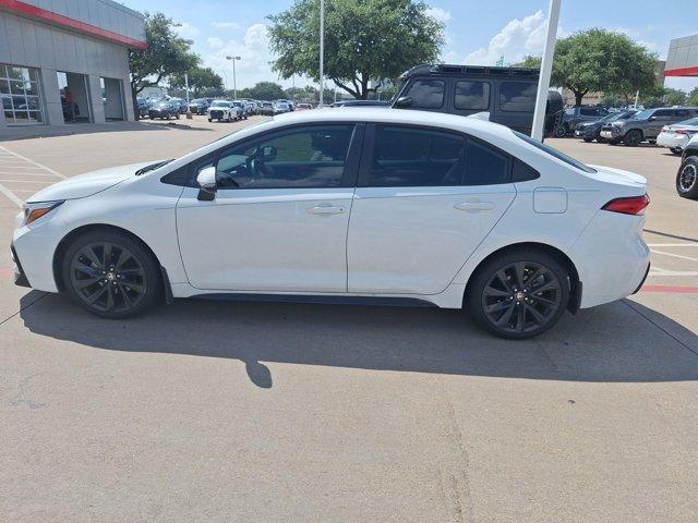Photo of 2023 White Toyota Corolla