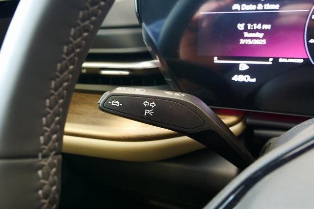 Photo of 2025 Glacier White Metallic Audi Q5