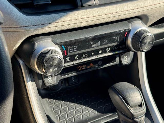 Photo of 2020 Blue Toyota RAV4