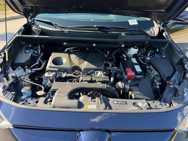 Photo of 2020 Blue Toyota RAV4