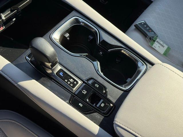 Photo of 2024 Silver Lexus RX 350
