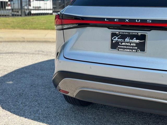 Photo of 2024 Silver Lexus RX 350