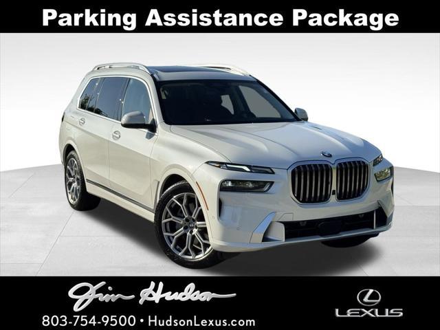 2023 BMW X7
