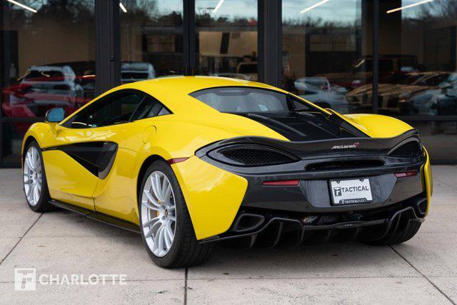 Photo of 2018 Silician Yellow McLaren 570S