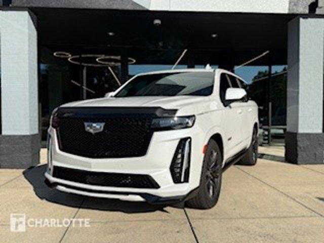 Photo of 2023 Crystal White Tricoat Cadillac Escalade