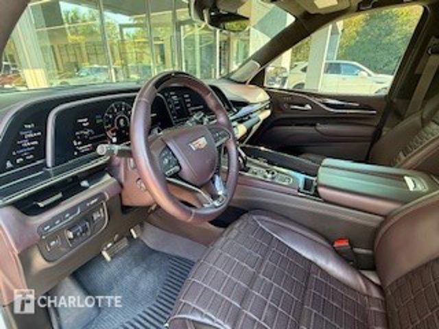 Photo of 2023 Crystal White Tricoat Cadillac Escalade