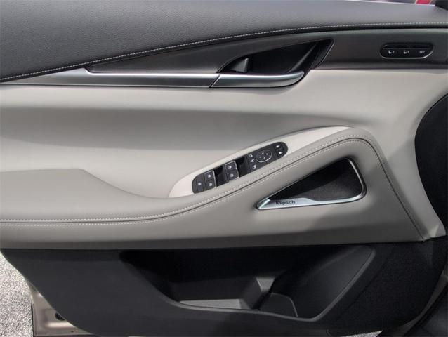 Photo of 2026 Titanium INFINITI QX60