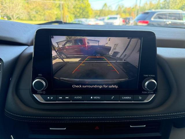 Photo of 2023 Grey Nissan Rogue