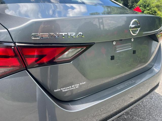 Photo of 2022 Grey Nissan Sentra