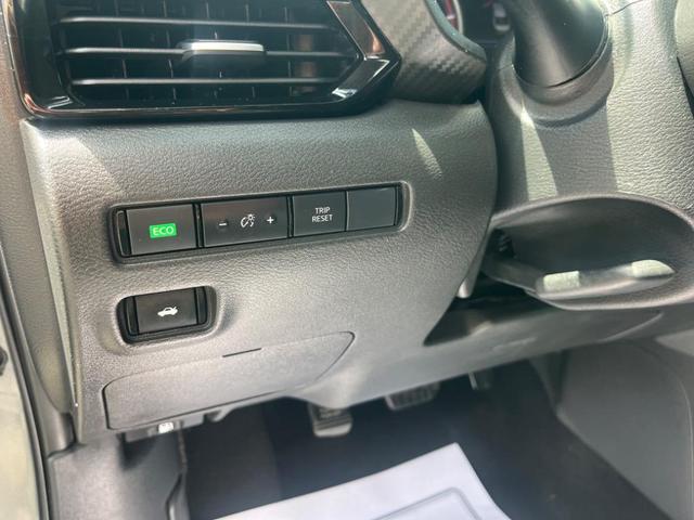 Photo of 2022 Grey Nissan Sentra