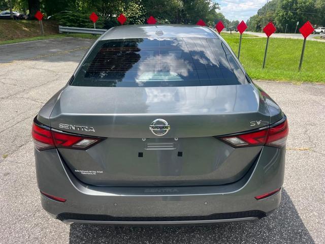 Photo of 2022 Grey Nissan Sentra