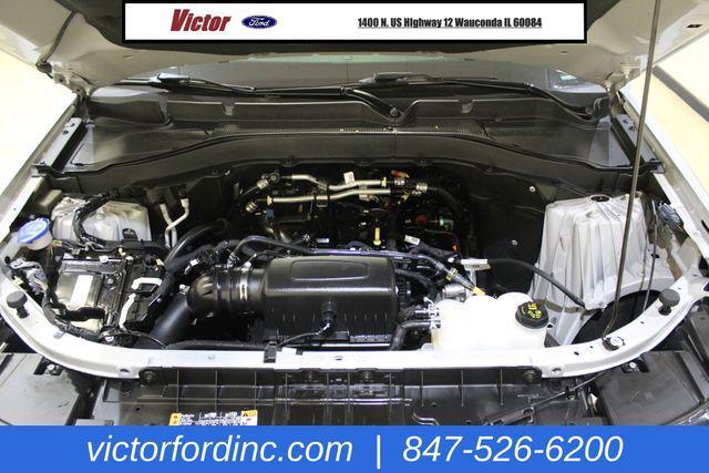 Photo of 2023 Iconic Silver Metallic Ford Explorer