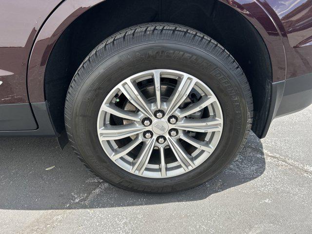 Photo of 2017 Deep Amethyst Metallic Cadillac XT5