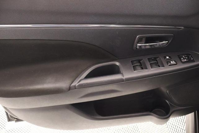 Photo of 2020 Black Mitsubishi Outlander Sport