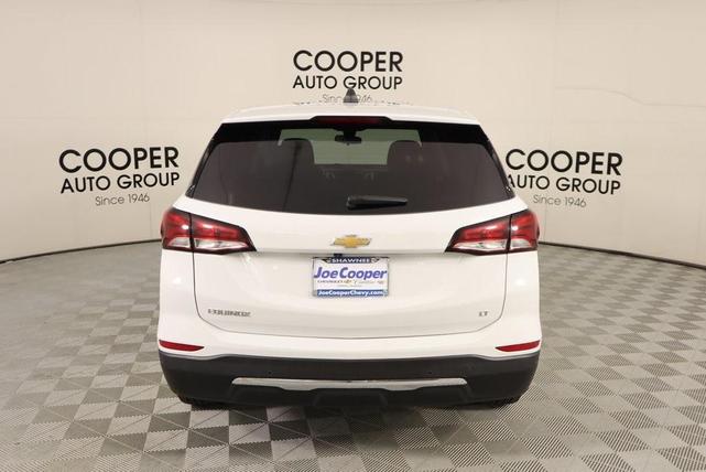 Photo of 2024 Summit White Chevrolet Equinox