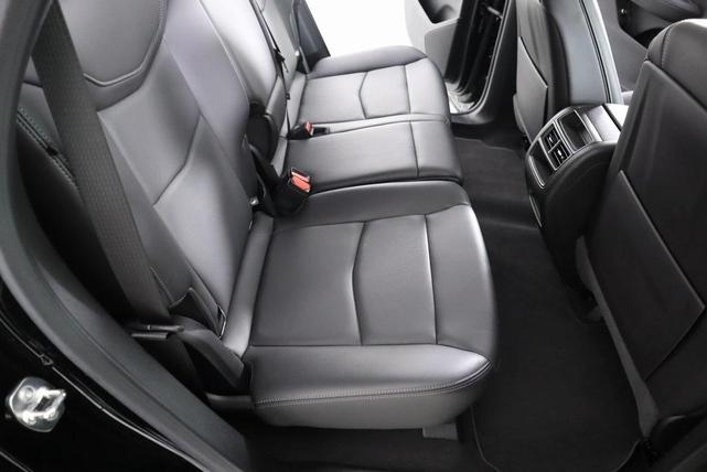 Photo of 2024 Stellar Black Metallic Cadillac XT5