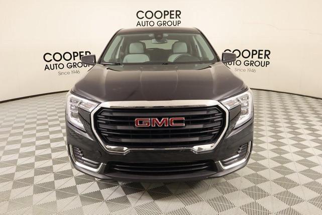 Photo of 2024 Ebony Twilight Metallic GMC Terrain