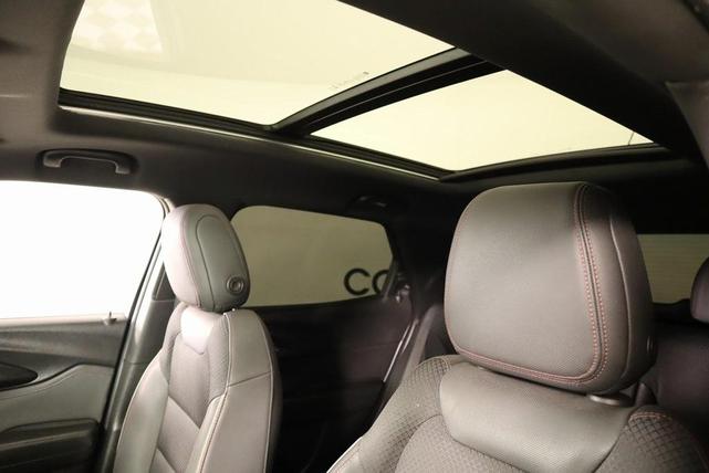 Photo of 2023 Summit White Chevrolet Trailblazer