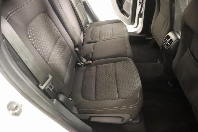 Photo of 2024 Oxford White Ford Escape
