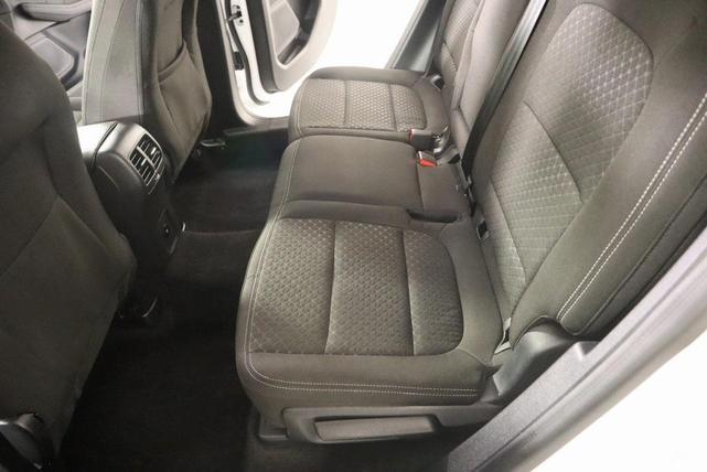 Photo of 2024 Oxford White Ford Escape