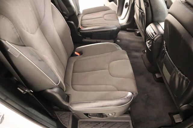 Photo of 2025 White Hyundai PALISADE