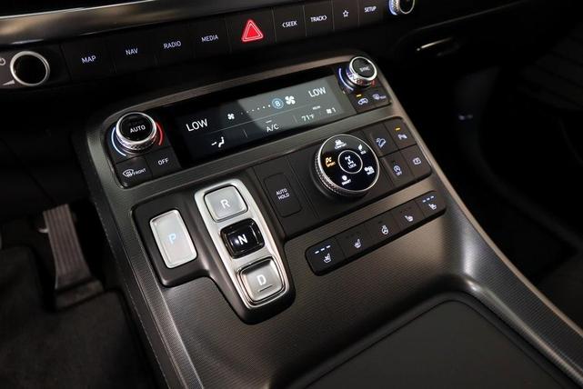 Photo of 2025 White Hyundai PALISADE