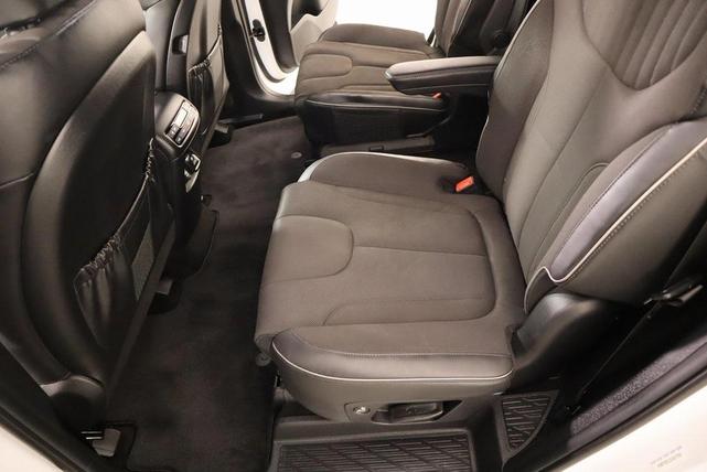 Photo of 2025 White Hyundai PALISADE
