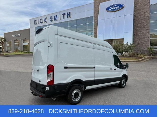 Photo of 2025 Oxford White Ford Transit-350
