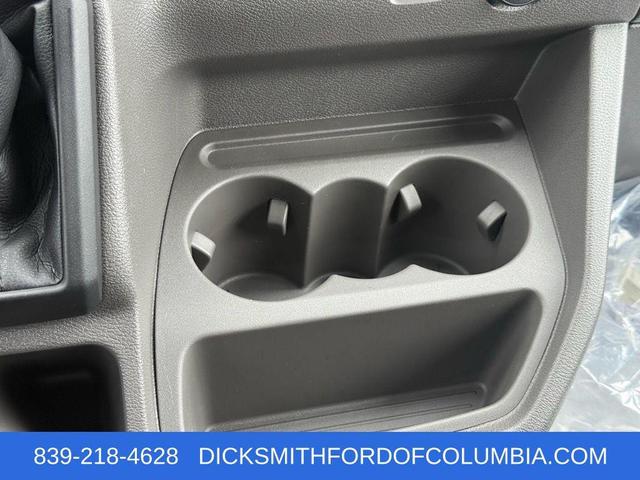 Photo of 2025 Oxford White Ford Transit-350