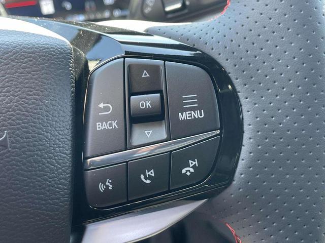 Photo of 2025 Carbonized Gray Metallic Ford Explorer