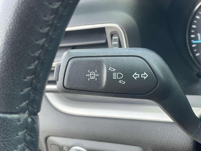 Photo of 2022 Carbonized Gray Metallic Ford Explorer