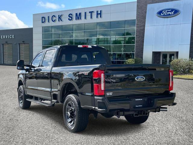 Photo of 2024 Black Metallic Ford F-250