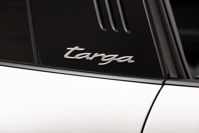 Photo of 2022 GT Silver Metallic Porsche 911